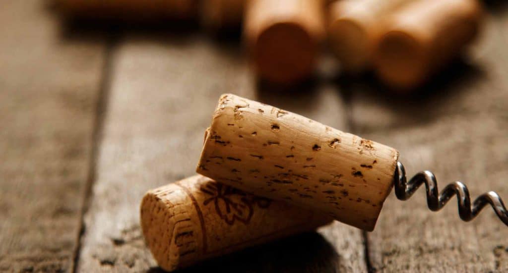 משלוחי יין וגבינות